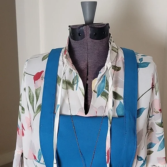 Sheer Floral Print Blouse - Picture 5 of 13